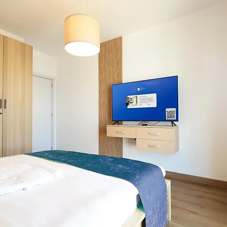 Smart Concept Living Plaza Apartment Bucharest Room photo