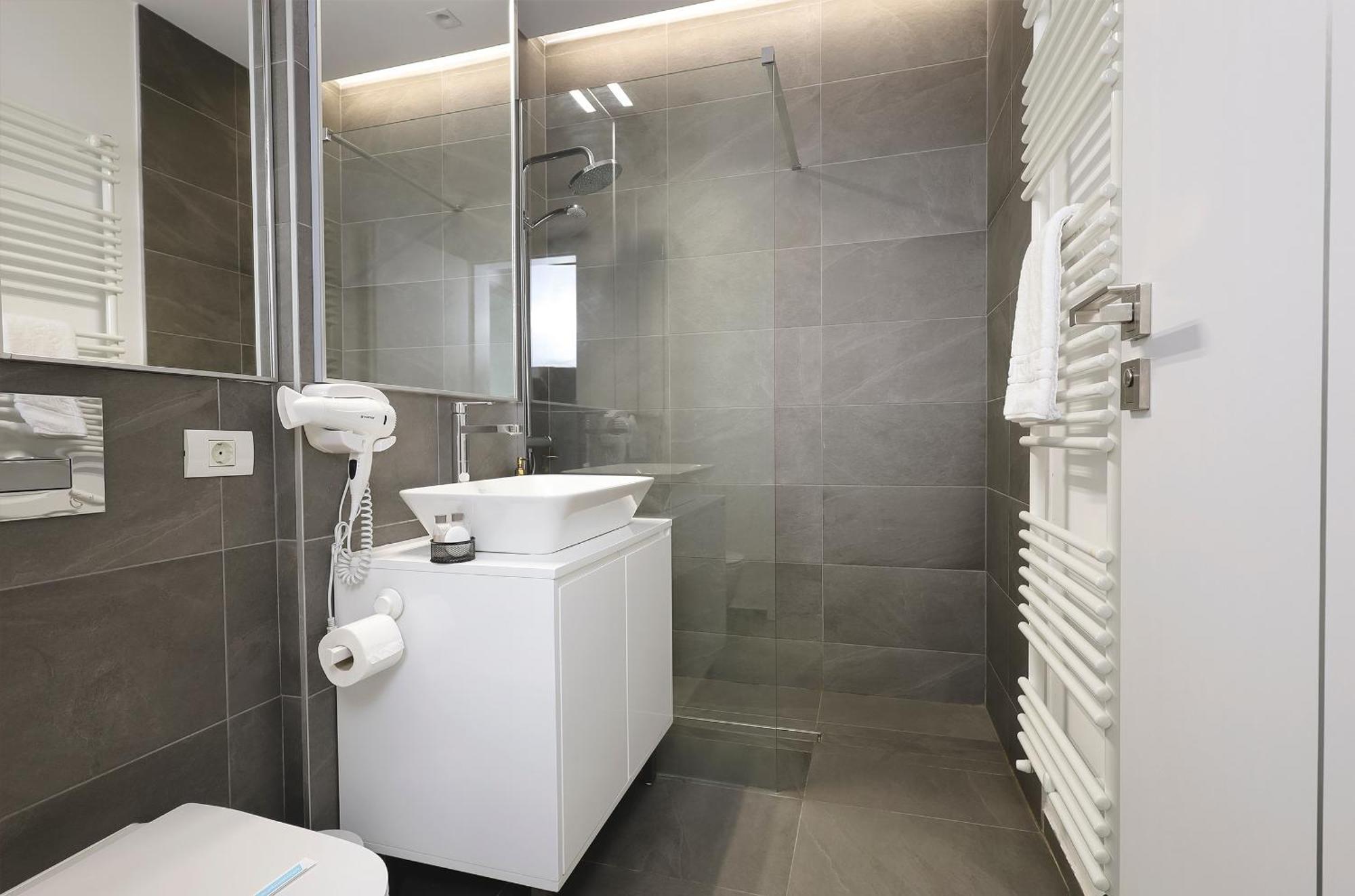 Smart Concept Living Plaza *